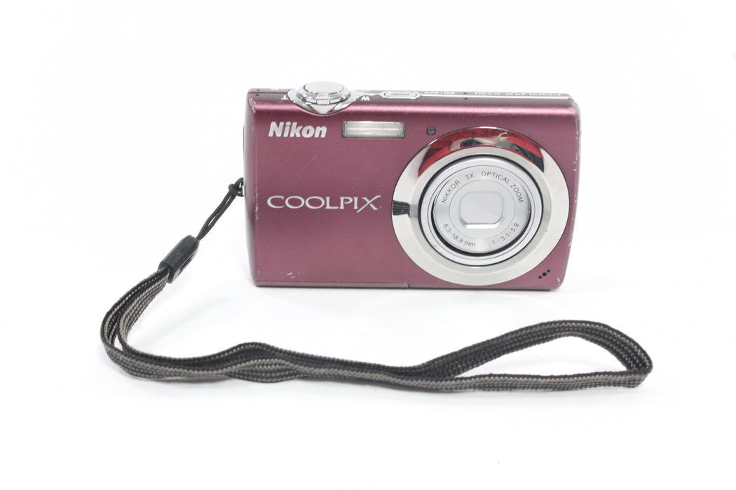 Nikon Coolpix S2200 Digital Point-and-Shoot AS-IS
