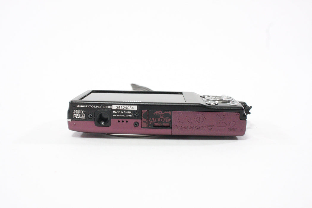 Nikon Coolpix S3000 Digital Point-and-Shoot 4x Zoom 12mp (Purple) AS-IS