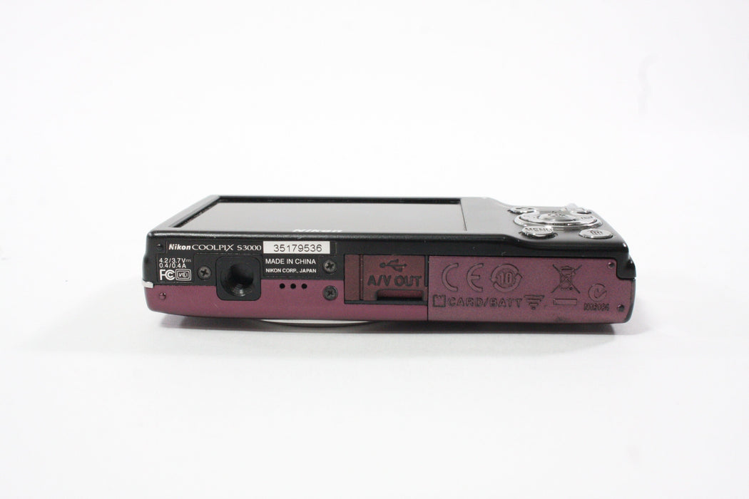 Nikon Coolpix S3000 Digital Point-and-Shoot Camera 4x Zoom 12mp (Purple) AS-IS