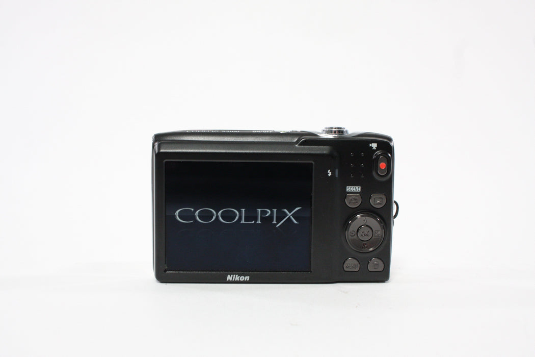 Nikon Coolpix S3100 Digital Camera 5x Zoom 14.0mp (Gold)