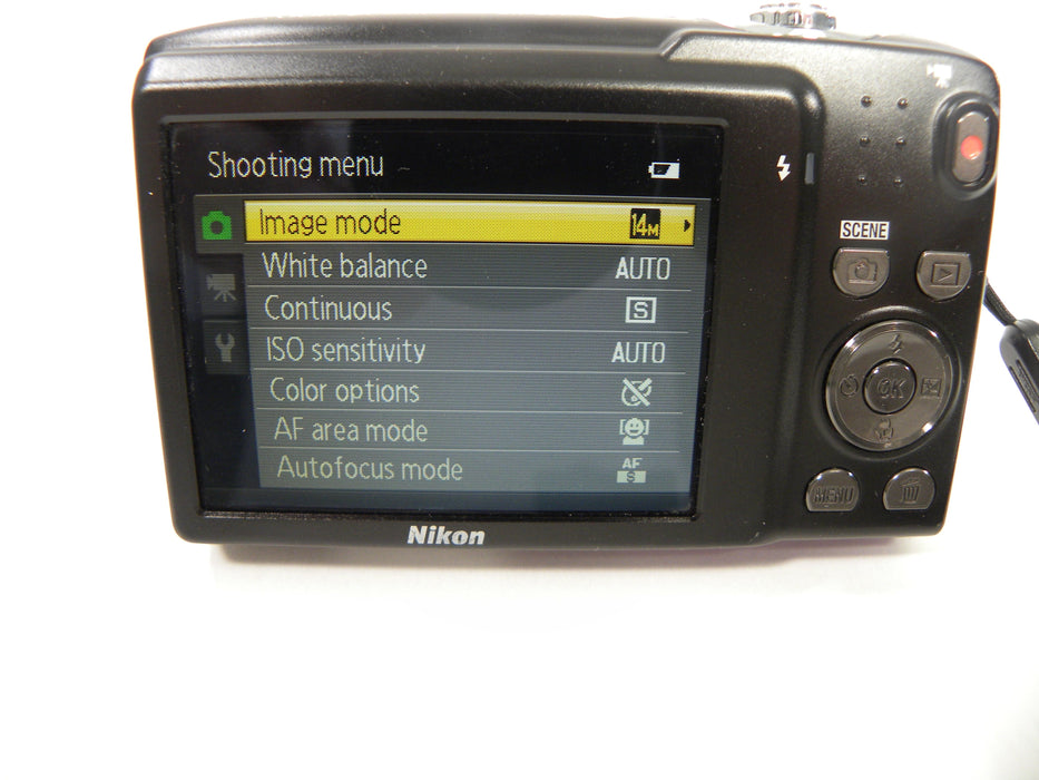 Nikon Coolpix S3100 Digital Point-and-Shoot Camera 5x Zoom 14mp (Purple)