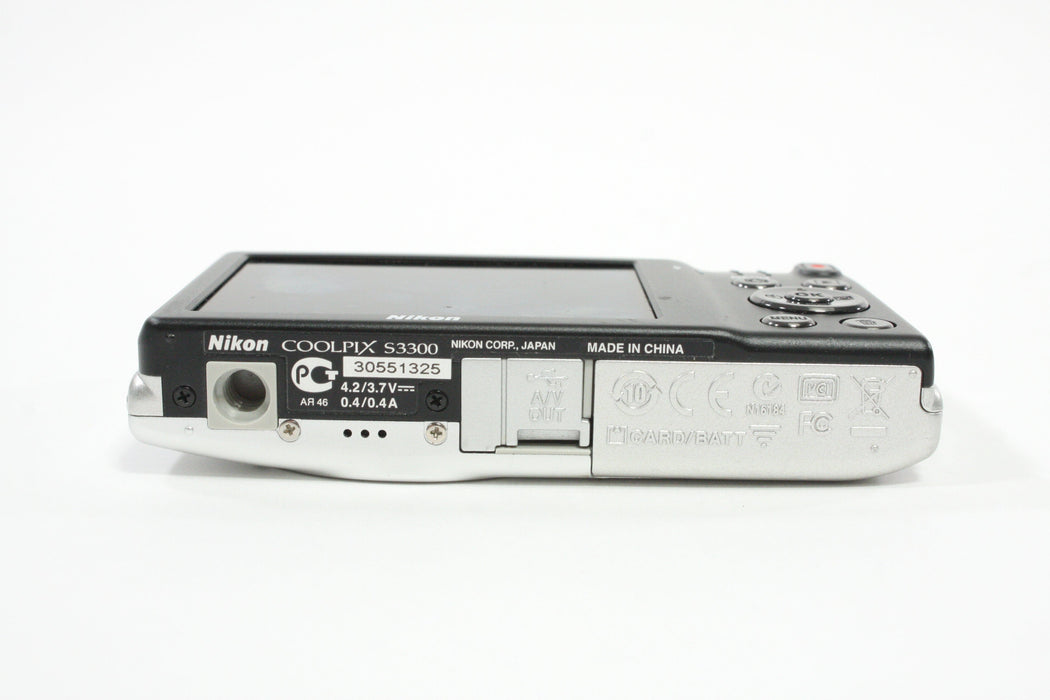 Nikon Coolpix S3300 Digital Point-and-Shoot 6x Zoom 16.0mp