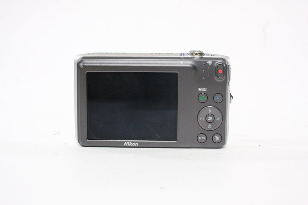 Nikon Coolpix S3500 Digital Point-and-Shoot Camera 7x Zoom 20.1mp AS-IS