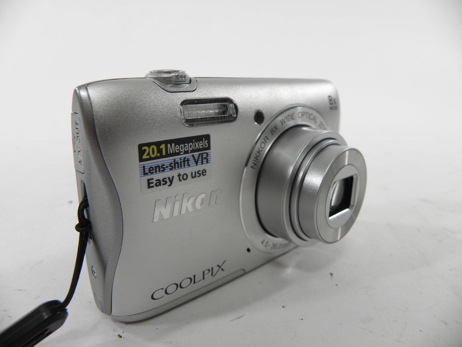 Nikon Coolpix S3700 20.1mp Digital camera
