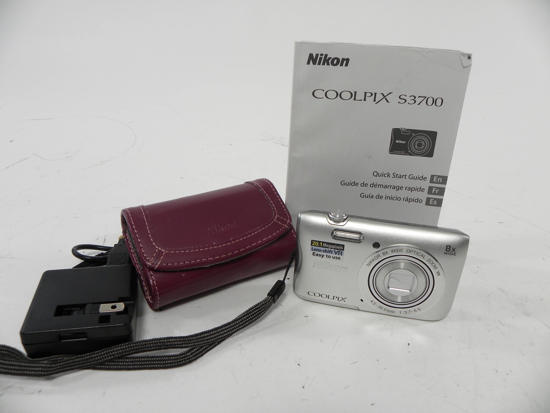 Nikon Coolpix S3700 20.1mp Digital camera