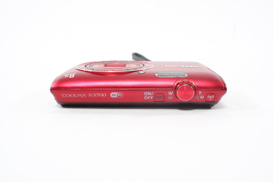 Nikon Coolpix S3700 Digital Point-and-Shoot Camera 30x Zoom 16.0mp