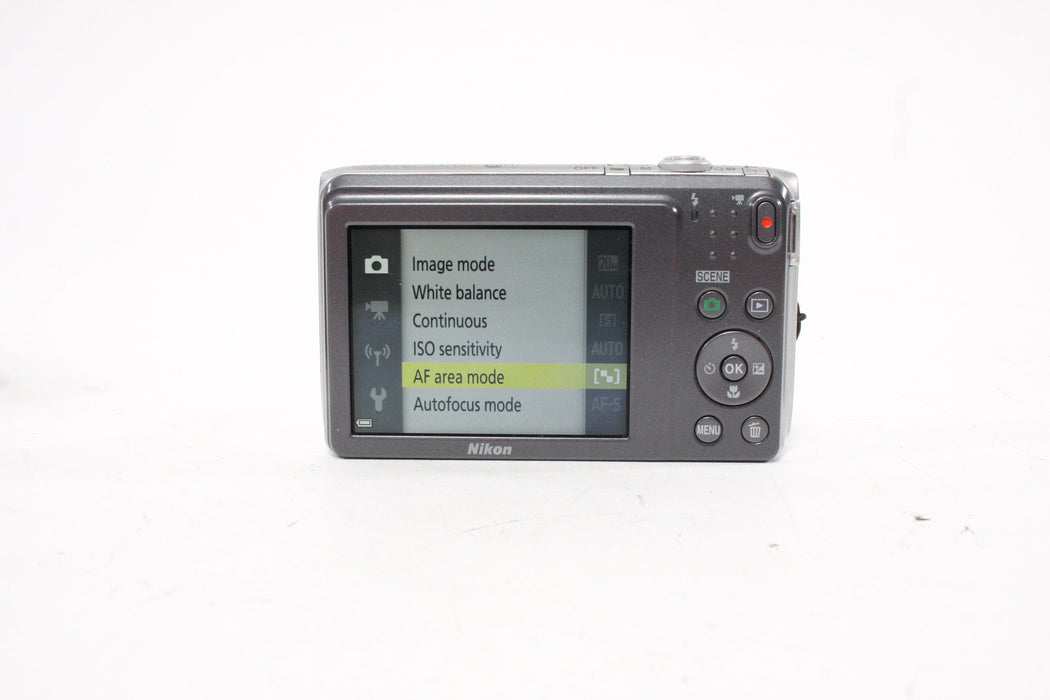 Nikon Coolpix S3700 Digital Point-and-Shoot Camera 8x Zoom 20.1mp