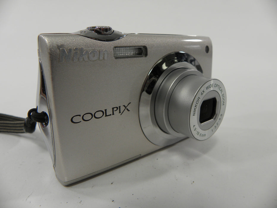 Nikon Coolpix S4000 12.0mp Digital Camera