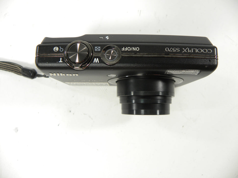 Nikon Coolpix S570 12.0mp Digital Camera