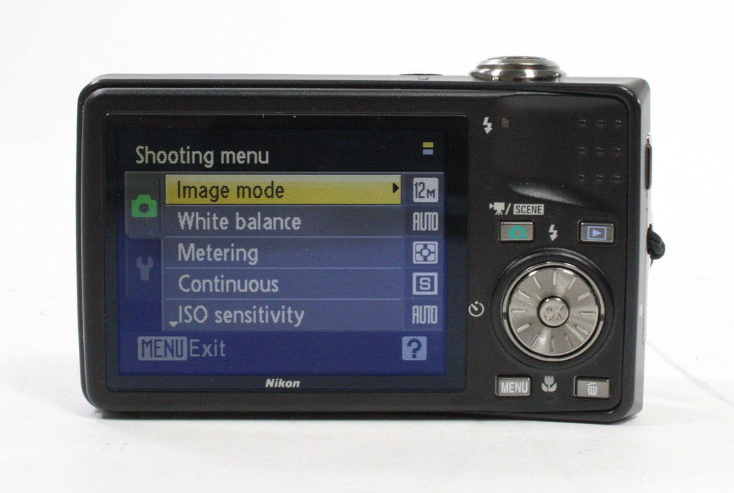 Nikon CoolPix S630 Point-and-Shoot Digital Camera 7x Zoom 12.0mp (Black)