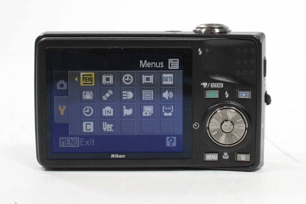Nikon CoolPix S630 Point-and-Shoot Digital Camera 7x Zoom 12.0mp (Black)