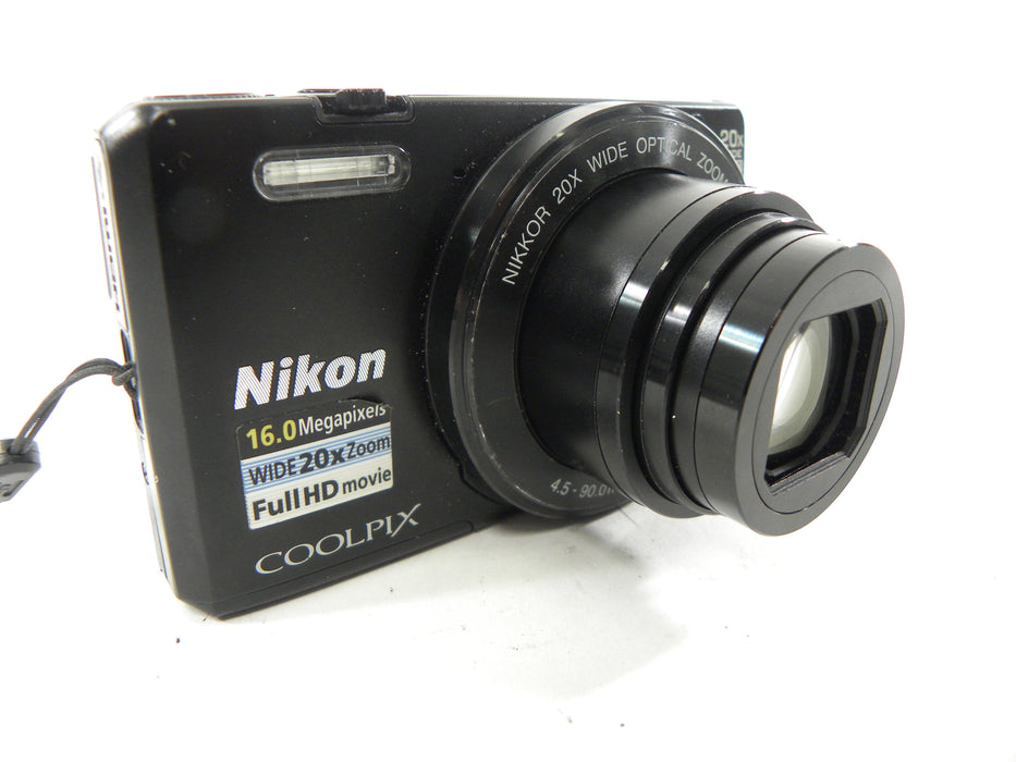 Nikon Coolpix S7000 16.0mp Digital Camera