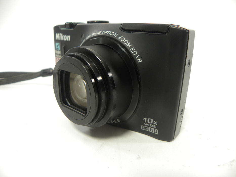 Nikon Coolpix S8100 12.1mp Digital Camera