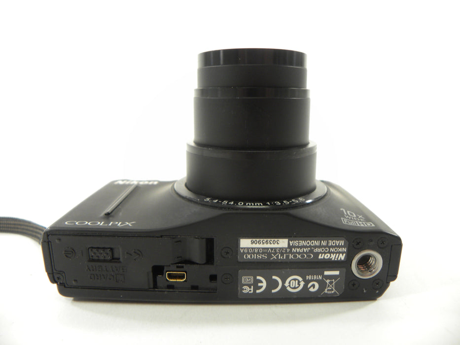 Nikon Coolpix S8100 12.1mp Digital Camera
