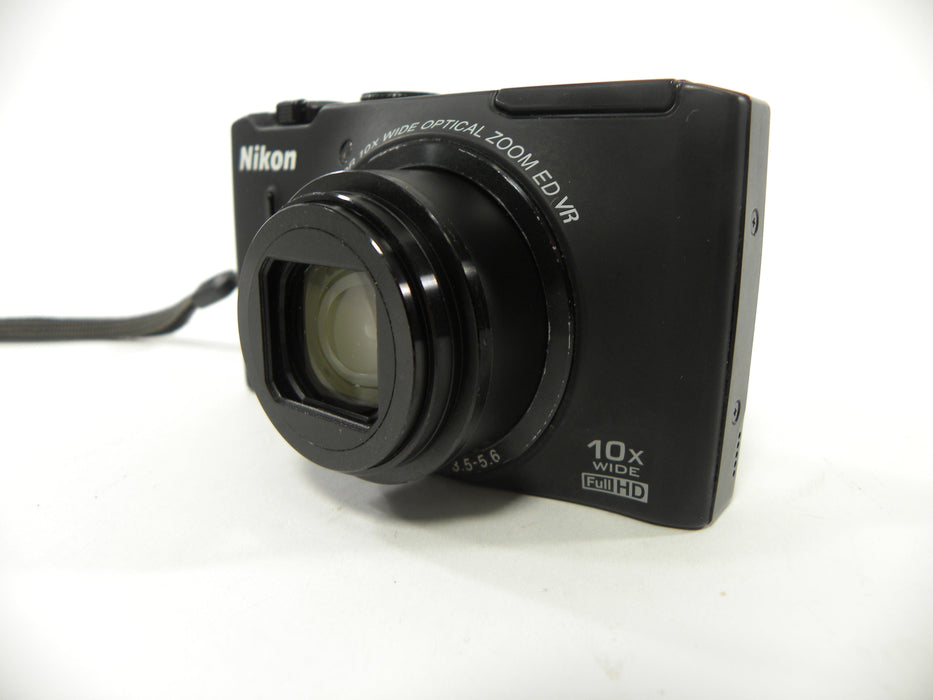 Nikon Coolpix S8100 12.1mp Digital Camera