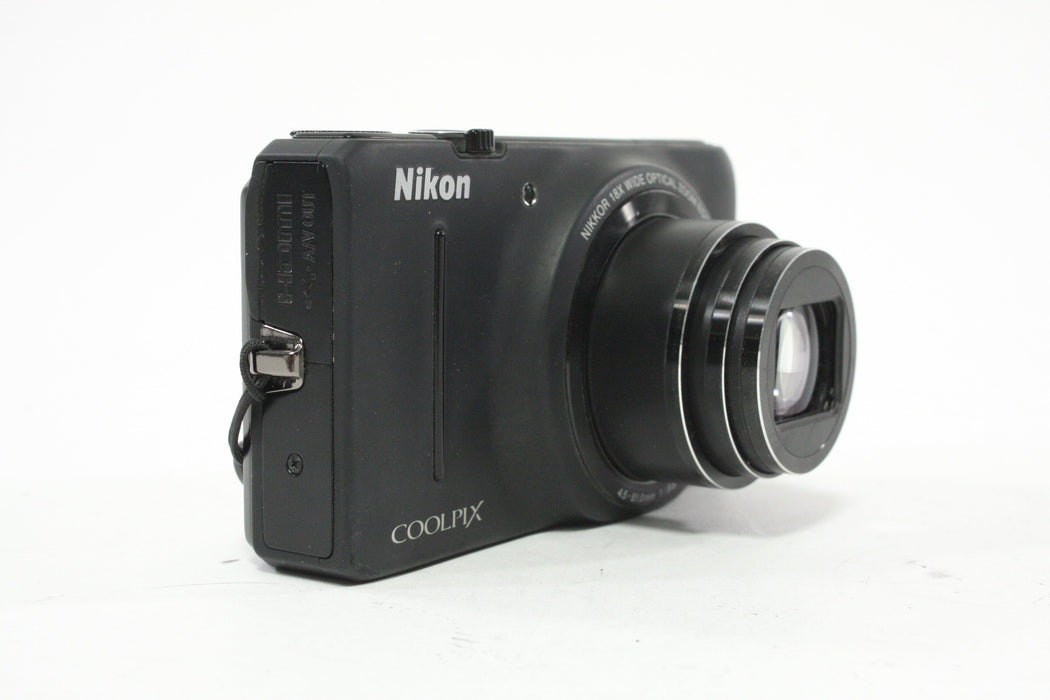 Nikon Coolpix S9200 Point-and-Shoot Camera 18x Zoom 16.0mp AS-IS