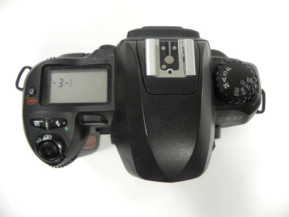 Nikon D100 6.1mp Digital SLR Body Only Shutter Ct. N/A