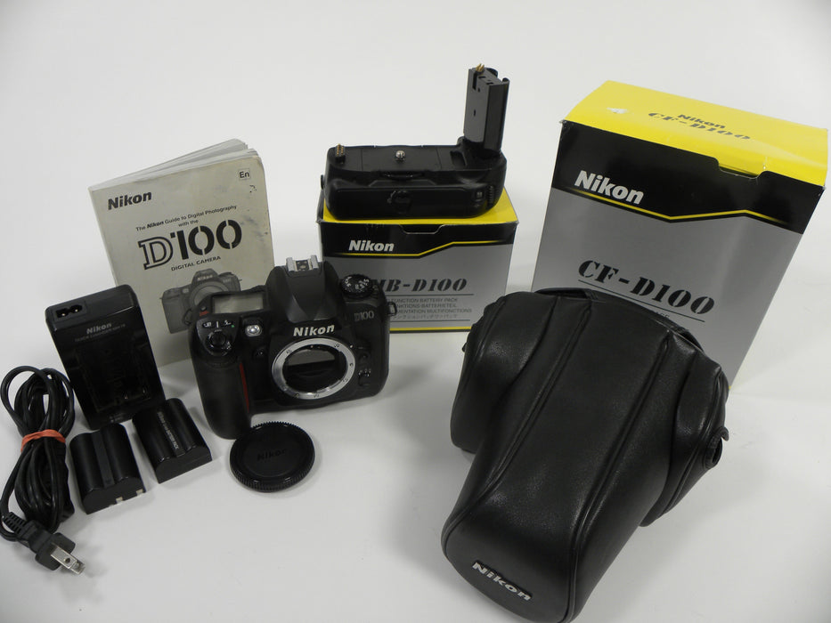Nikon D100 6.1mp Digital SLR Body Only Shutter Ct. N/A