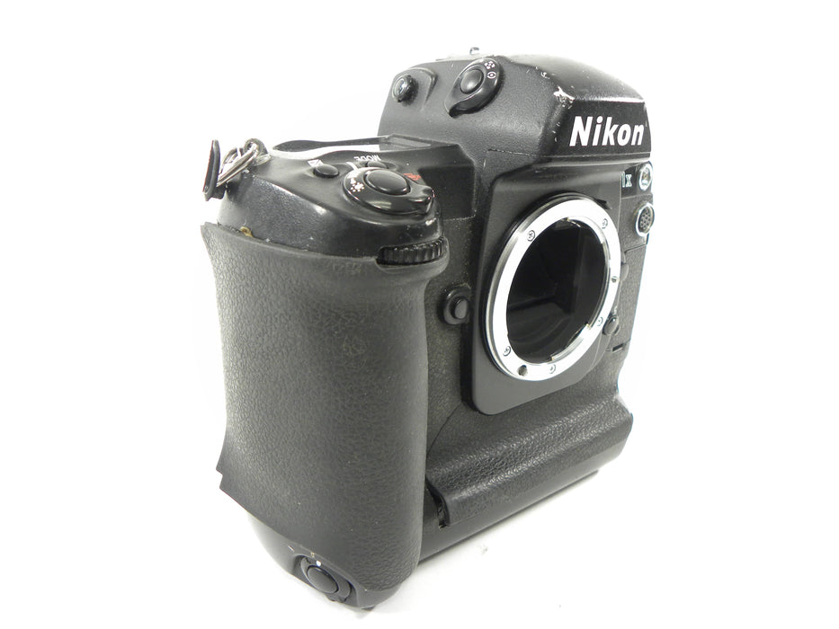 Nikon D1x 5.3mp Digital SLR Body Only