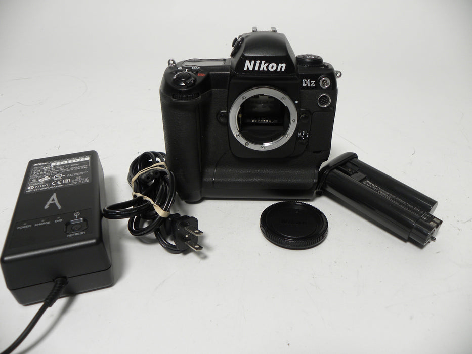 Nikon D1x 5.3mp Digital SLR body only Shutter Ct. N/A