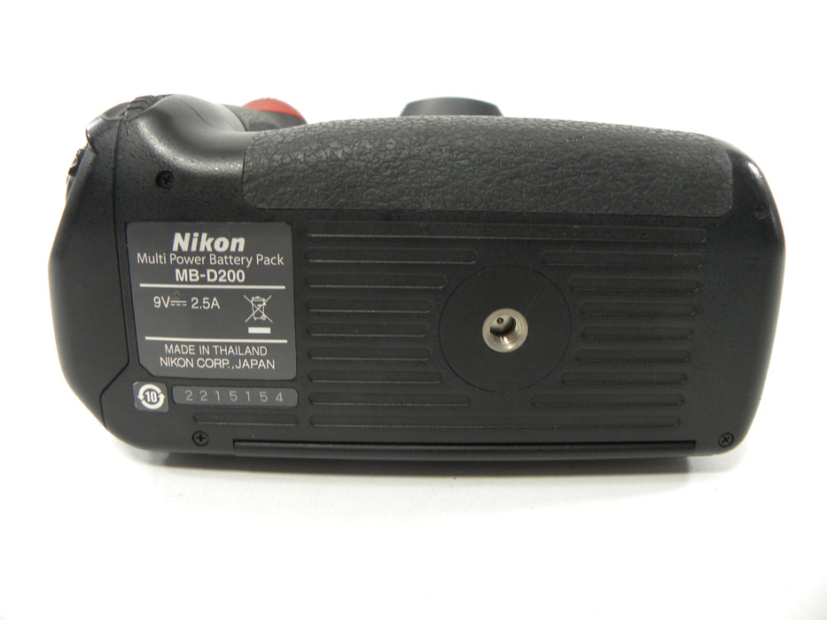Nikon D200 10.2mp Digital SLR w/MB-D200 Grip Shutter ct. 15,205