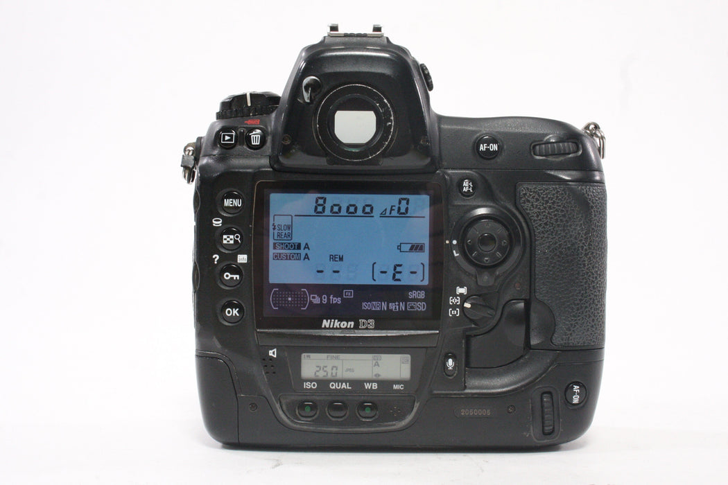 Nikon D3 FX DSLR Camera Body with Shutter Count of 373,449