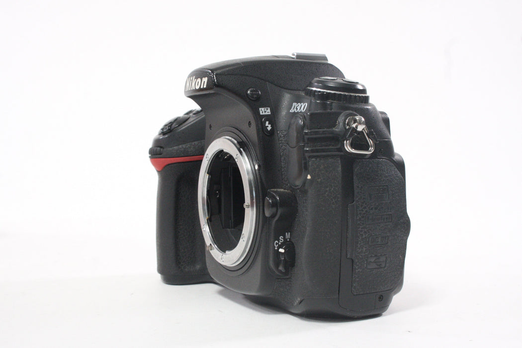 Nikon D300 Digital SLR Camera Body with Shutter Count 129,624