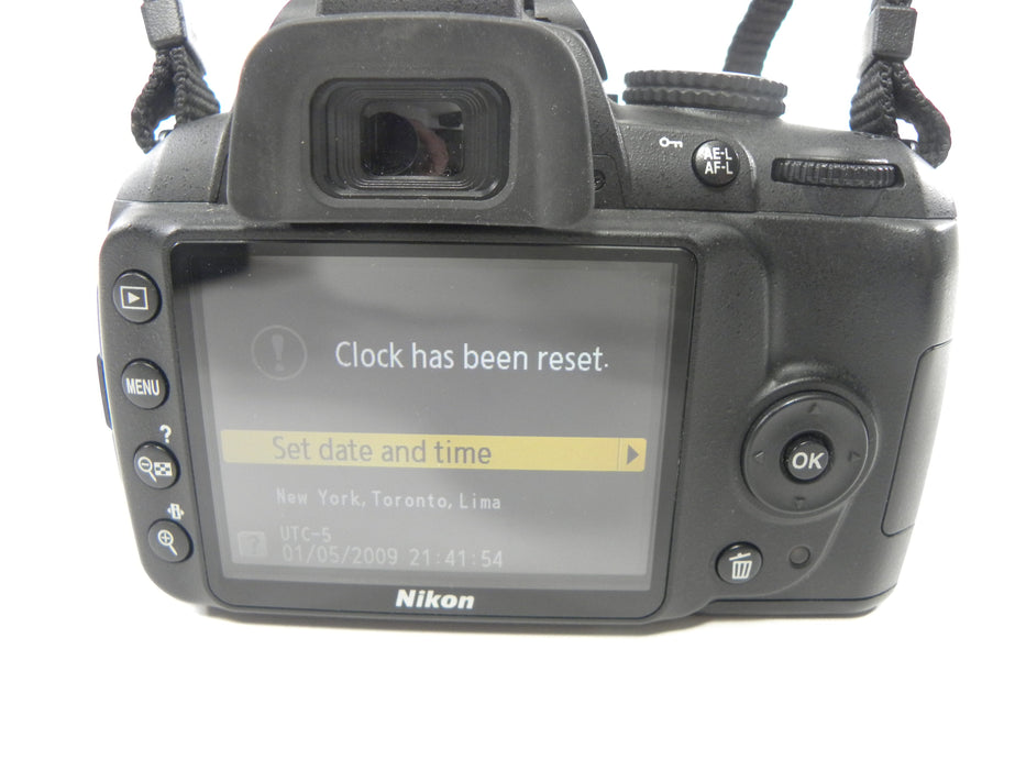 Nikon D3000 10.2mp Digital SLR Body Only Shutter Ct. 14,712