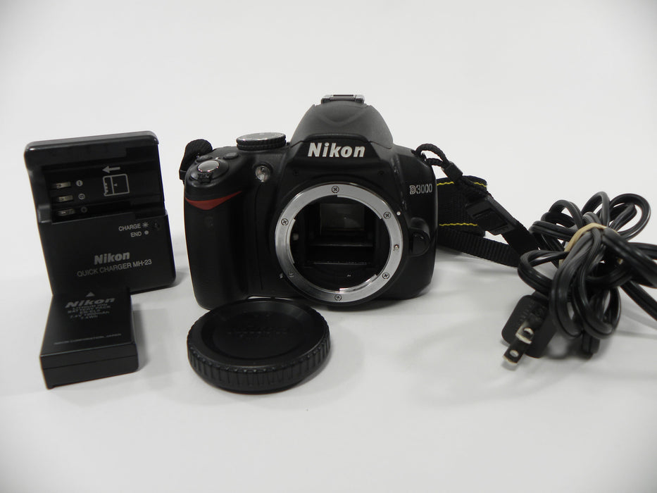 Nikon D3000 10.2mp Digital SLR Body Only Shutter Ct. 14,712