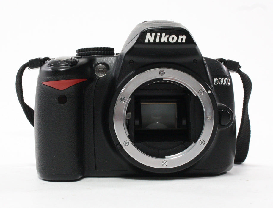 Nikon D3000 Body SC 17,883