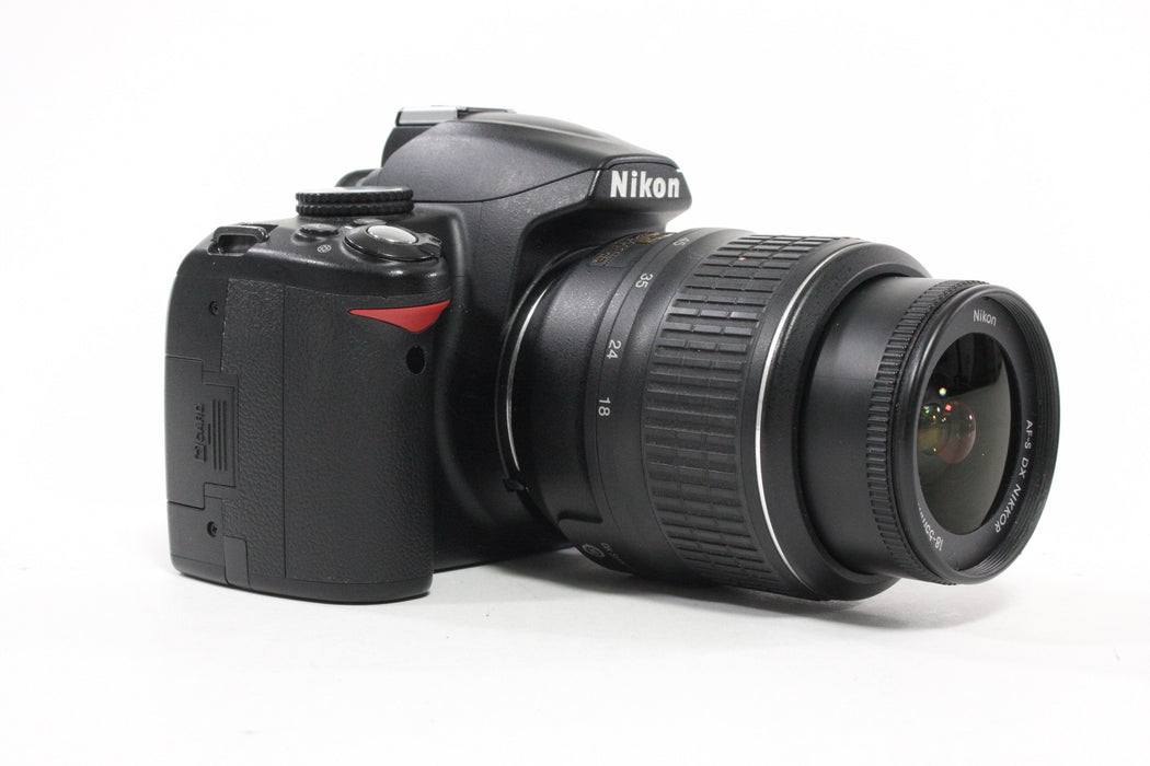 Nikon D3000 Digital SLR Camera with 18-55mm f/3.5-5.6G Lens Shutter Count 7,528