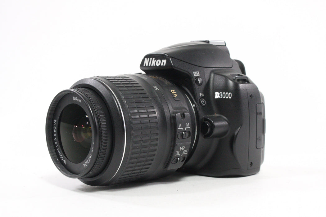 Nikon D3000 Digital SLR Camera with 18-55mm f/3.5-5.6G Lens Shutter Count 7,528