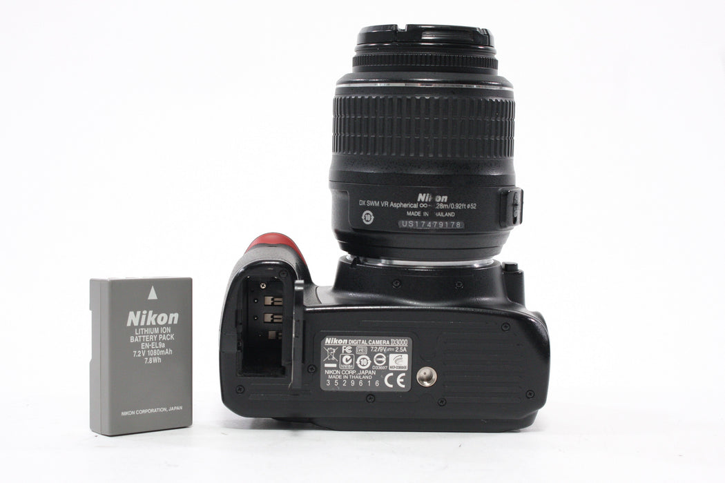Nikon D3000 DLSR Camera with 18-55mm f/3.5-5.6G Lens with Shutter Count 8,795