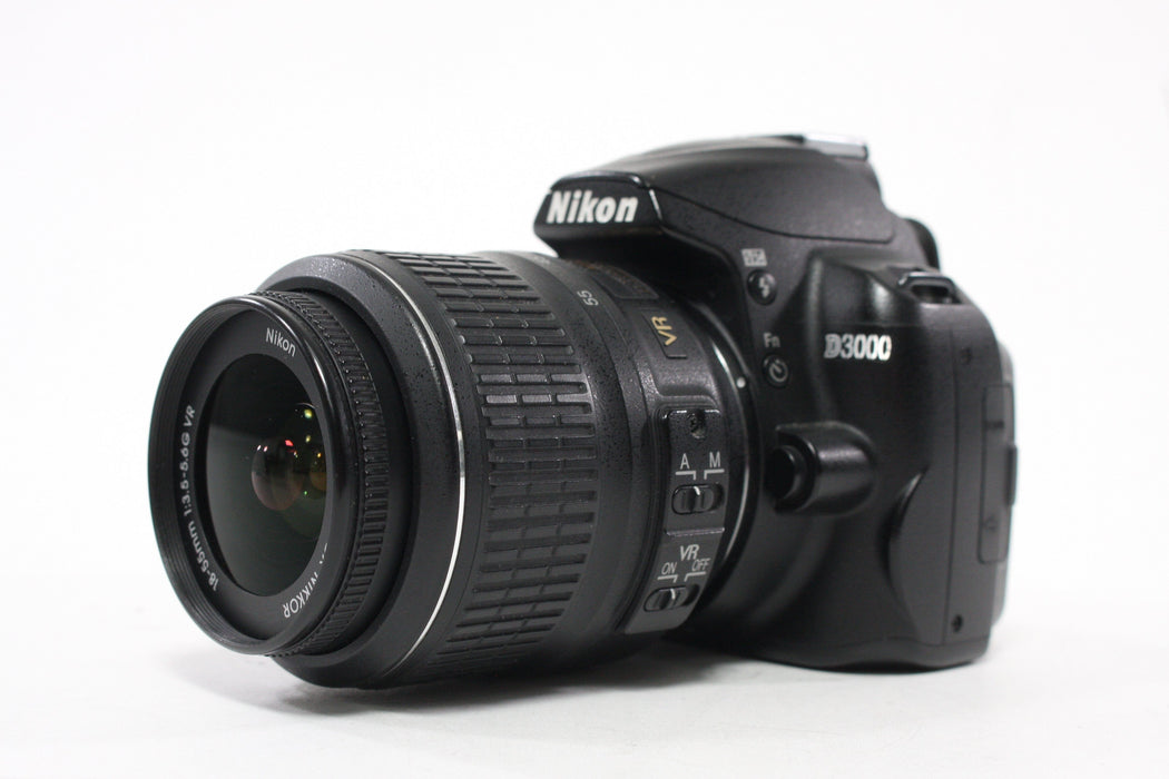 Nikon D3000 DLSR Camera with 18-55mm f/3.5-5.6G Lens with Shutter Count 8,795