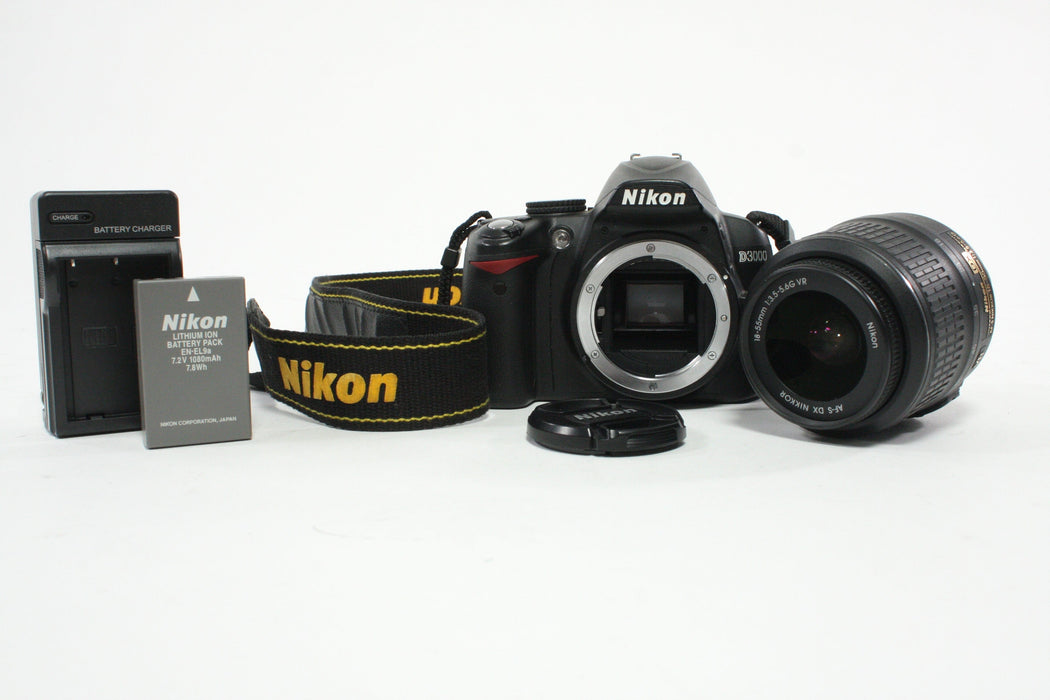 Nikon D3000 DSLR Camera with 18-55mm f/3.5-5.6G VR Lens with a Shutter Count of 7,032