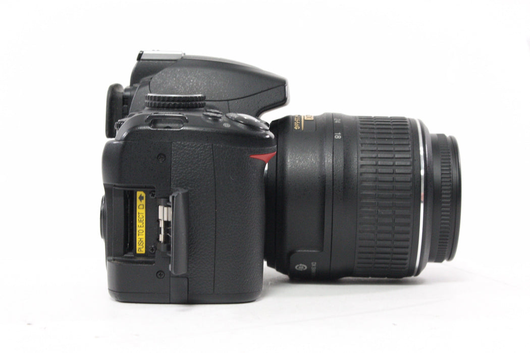 Nikon D3000 DSLR Camera with f/18-55 f/3.5-5.6 G Lens with a Shutter Count 9,964