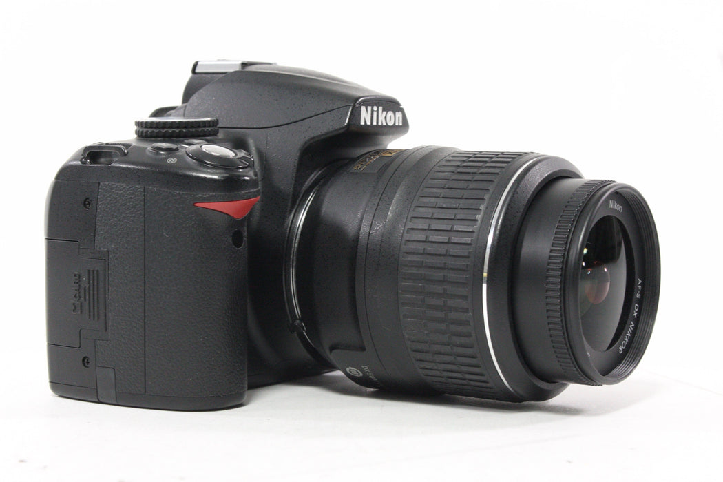 Nikon D3000 DSLR Camera with f/18-55 f/3.5-5.6 G Lens with a Shutter Count 9,964