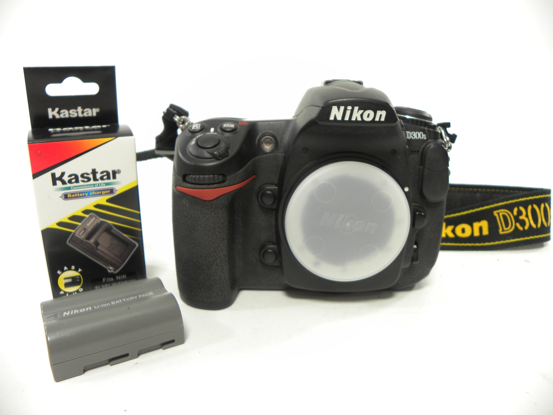 Nikon D300s 12.1mp Digital SLR Body Only Shutter Ct. 10,498