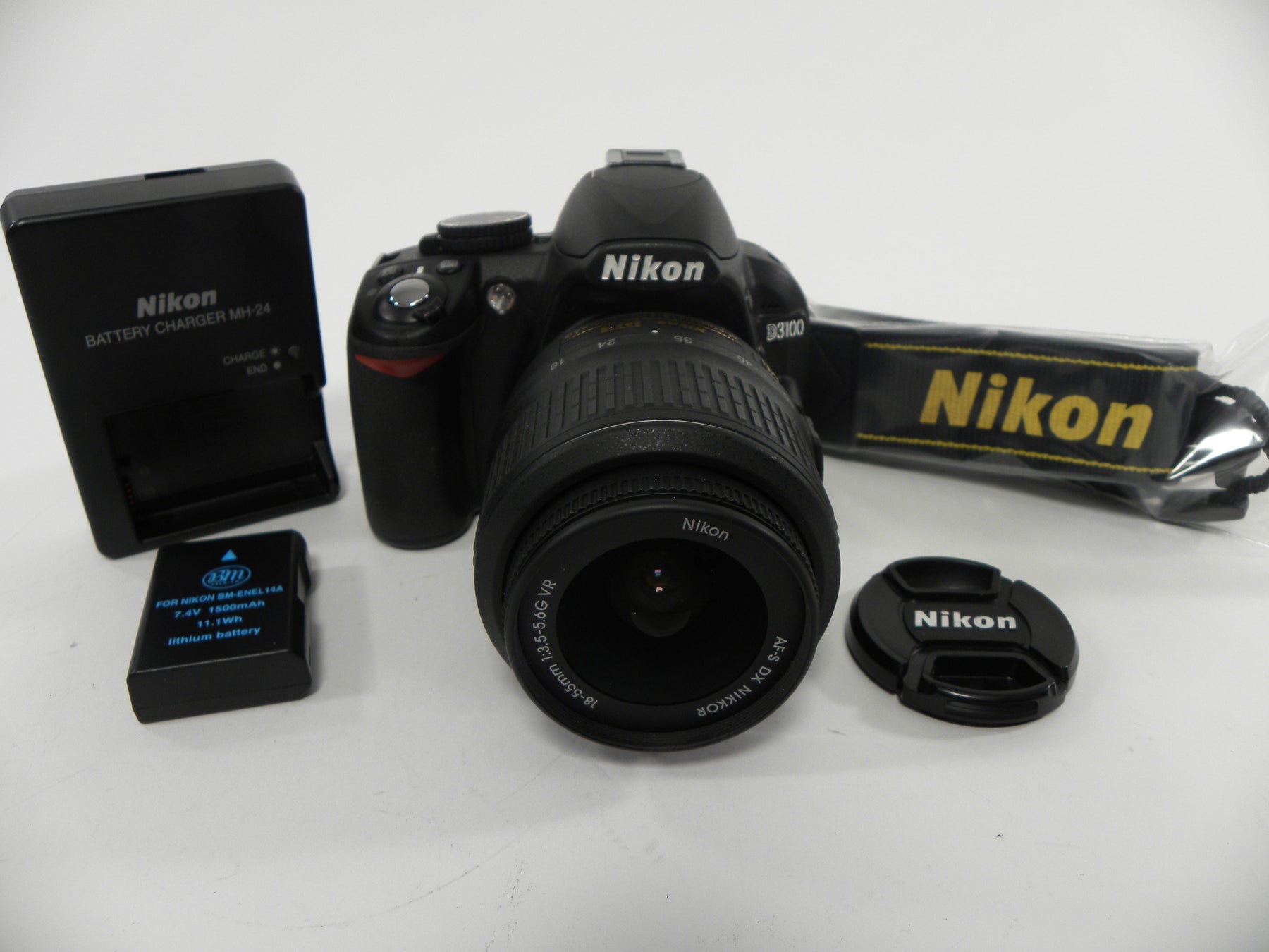 Nikon D3100 14.2mp Digital SLR w/AF-S Nikkor 18-55 DX VR Shutter Ct. 2,169