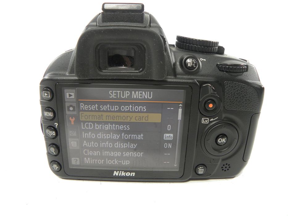 Nikon D3100 14mp Digital SLR w/AF-S Nikkor 18-55 f3.5-5.6G DX VR