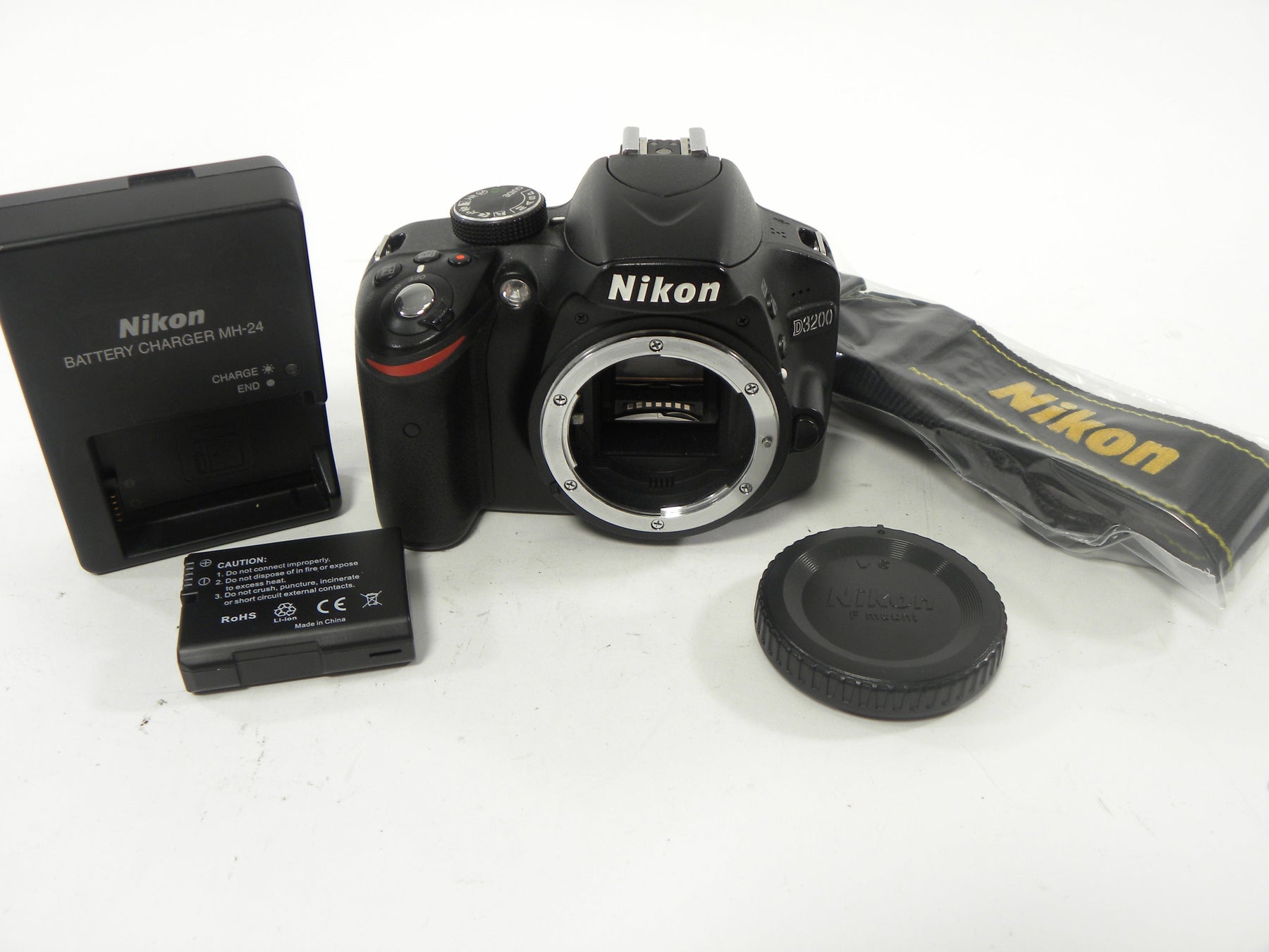 Nikon D3200 24.2mp Digital SLR Body only Shutter Ct. 46,515