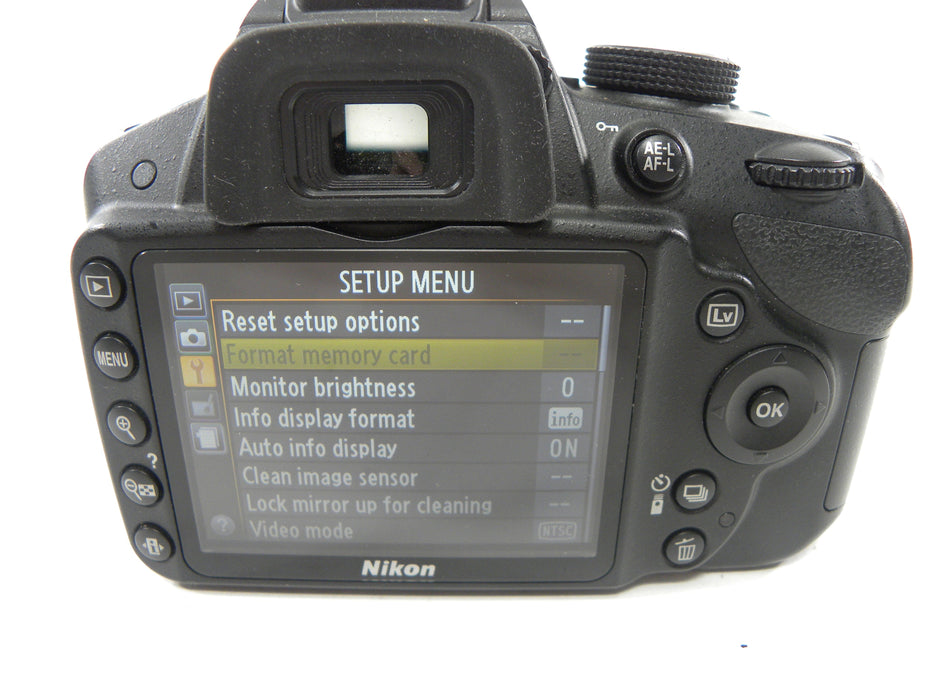 Nikon D3200 24.2mp Digital SLR w/AF-S 18-55 Shutter Ct. 1,474