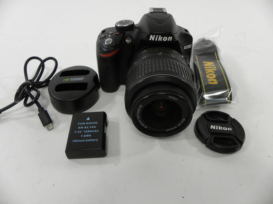 Nikon D3200 24.2mp Digital SLR w/AF-S 18-55 Shutter Ct. 1,474