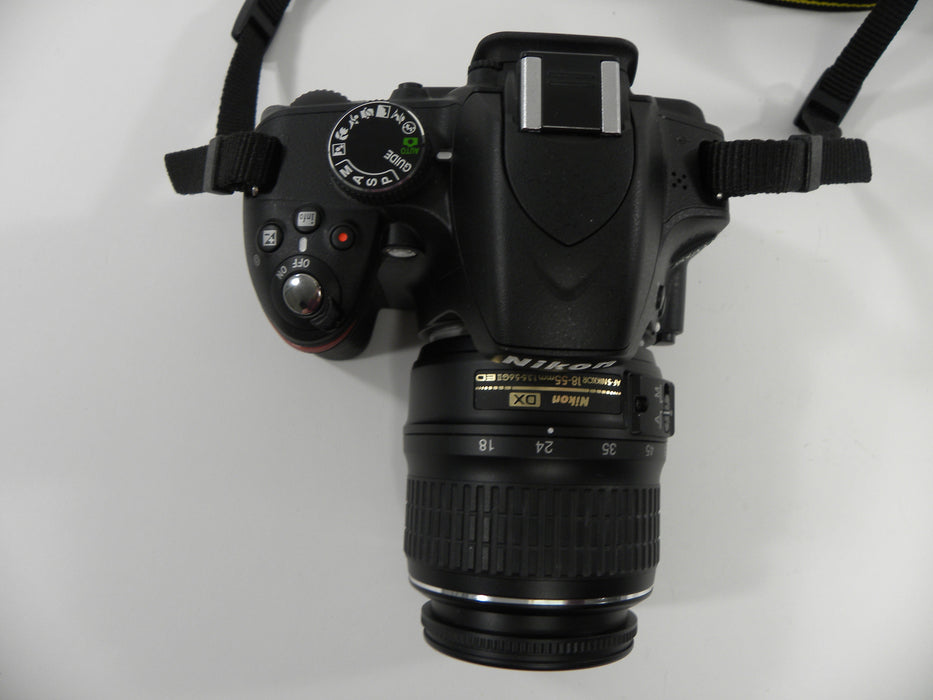 Nikon D3200 Digital SLR w/AF-S Nikkor DX ED 18-55 f3.5-5.6G II