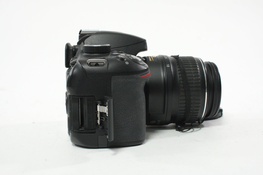 Nikon D3200 DSLR Camera With 18-55mm f/3.5-5.6 Lens Shutter Count 6,702