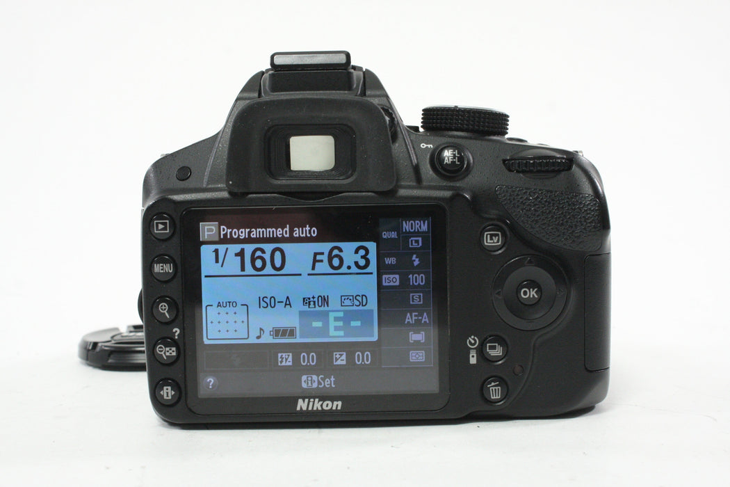 Nikon D3200 DSLR Camera With 18-55mm f/3.5-5.6 Lens Shutter Count 6,702