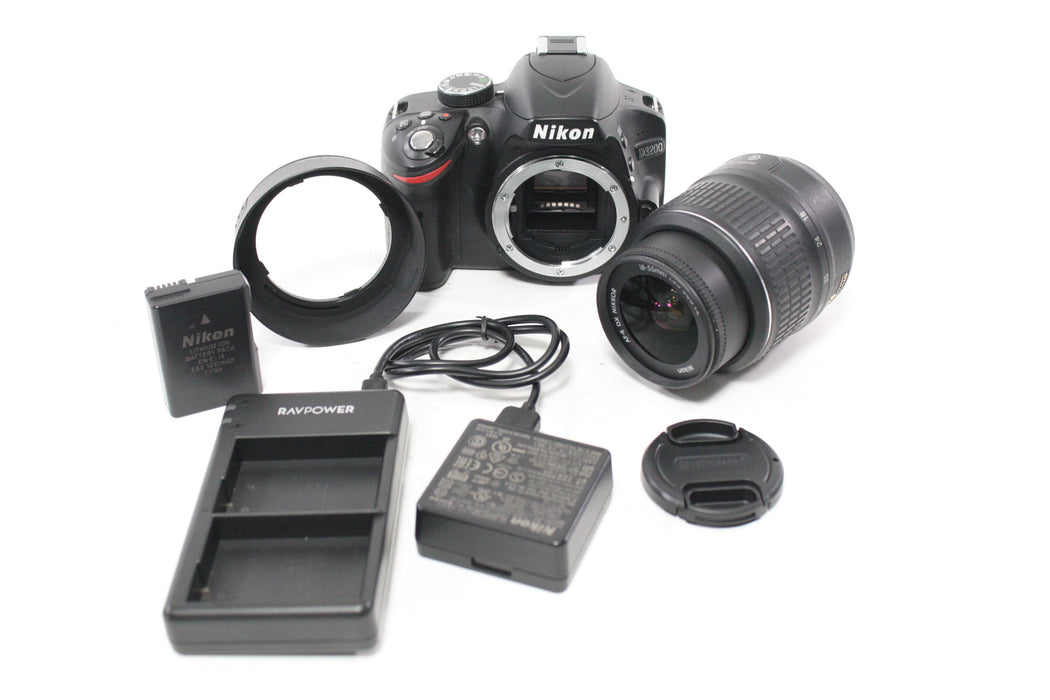 Nikon D3200 DSLR Camera with Nikon 18-55mm f/3.5-5.6G DX VR Lens with Shutter Count 3,950