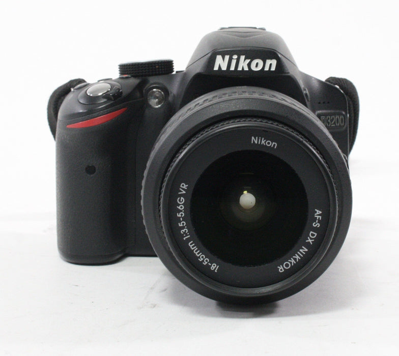 Nikon D3200 with Nikon AF-S 18-55mm f/3.5-5.6 DX VR lens