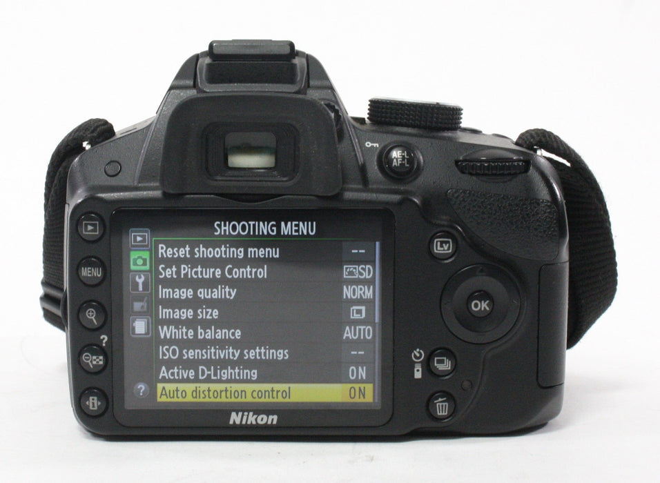 Nikon D3200 with Nikon AF-S 18-55mm f/3.5-5.6 DX VR lens