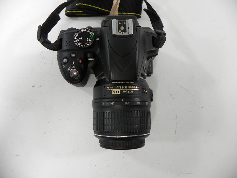 Nikon D3300 24.2mp Digital SLR w/AF-S 18-55 DX VR Shutter Ct. 4,438